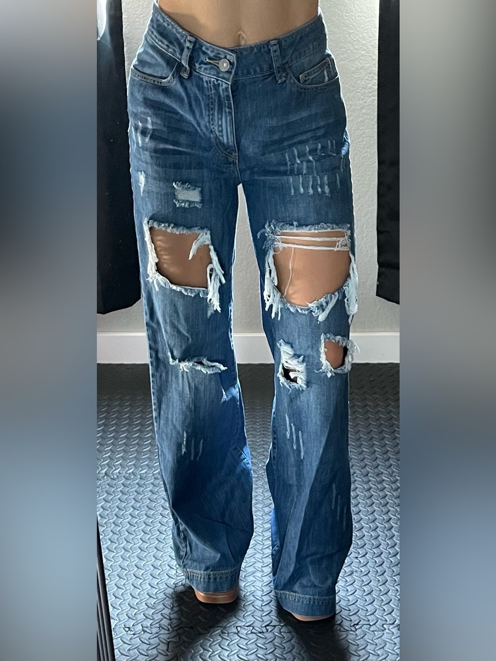 High-Rise Dark Blue Distressed Wide-Leg Jeans
